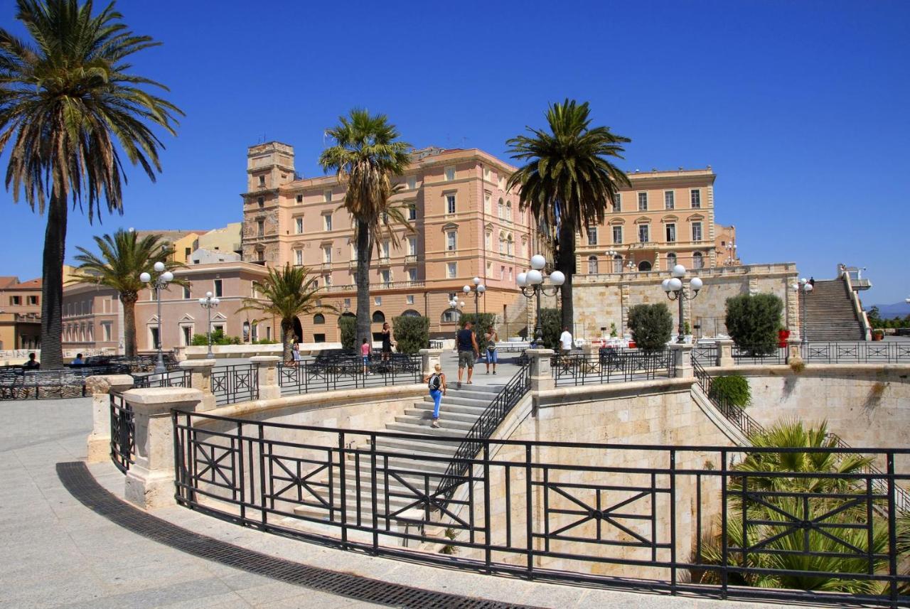 דירות Sky Moon Cagliari Centro Vista Mare מראה חיצוני תמונה