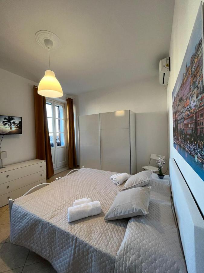 דירות Sky Moon Cagliari Centro Vista Mare מראה חיצוני תמונה