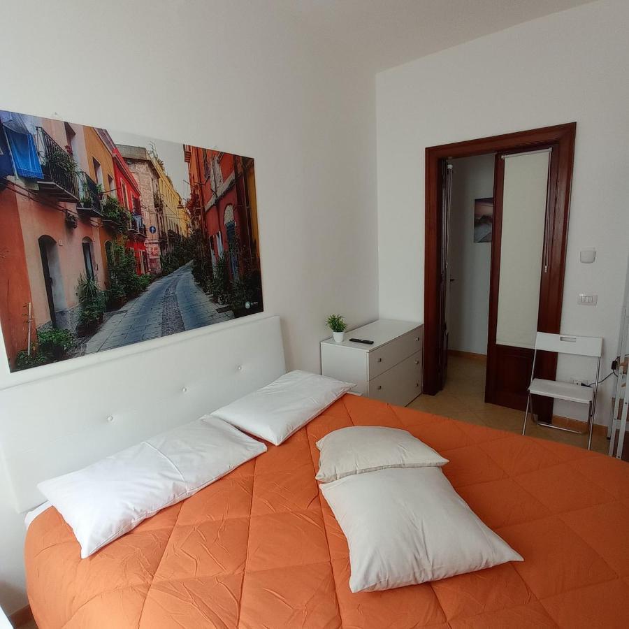דירות Sky Moon Cagliari Centro Vista Mare מראה חיצוני תמונה